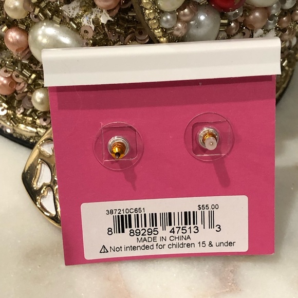 ✨NWT✨ Betsey Johnson Heart Earrings XOX Valentines - Picture 7 of 8